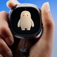 画面に白いキャラクターが映るMuse Charm
